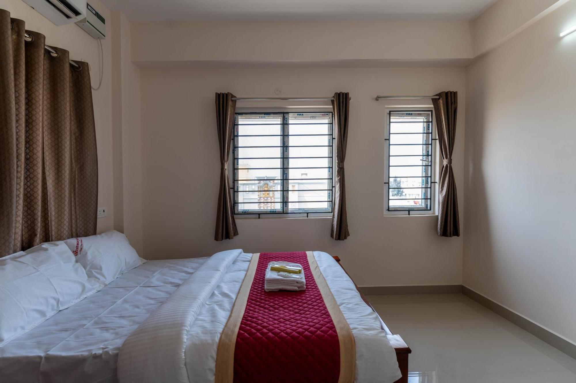 Aishwaryam Service Apartment Chennai Ngoại thất bức ảnh