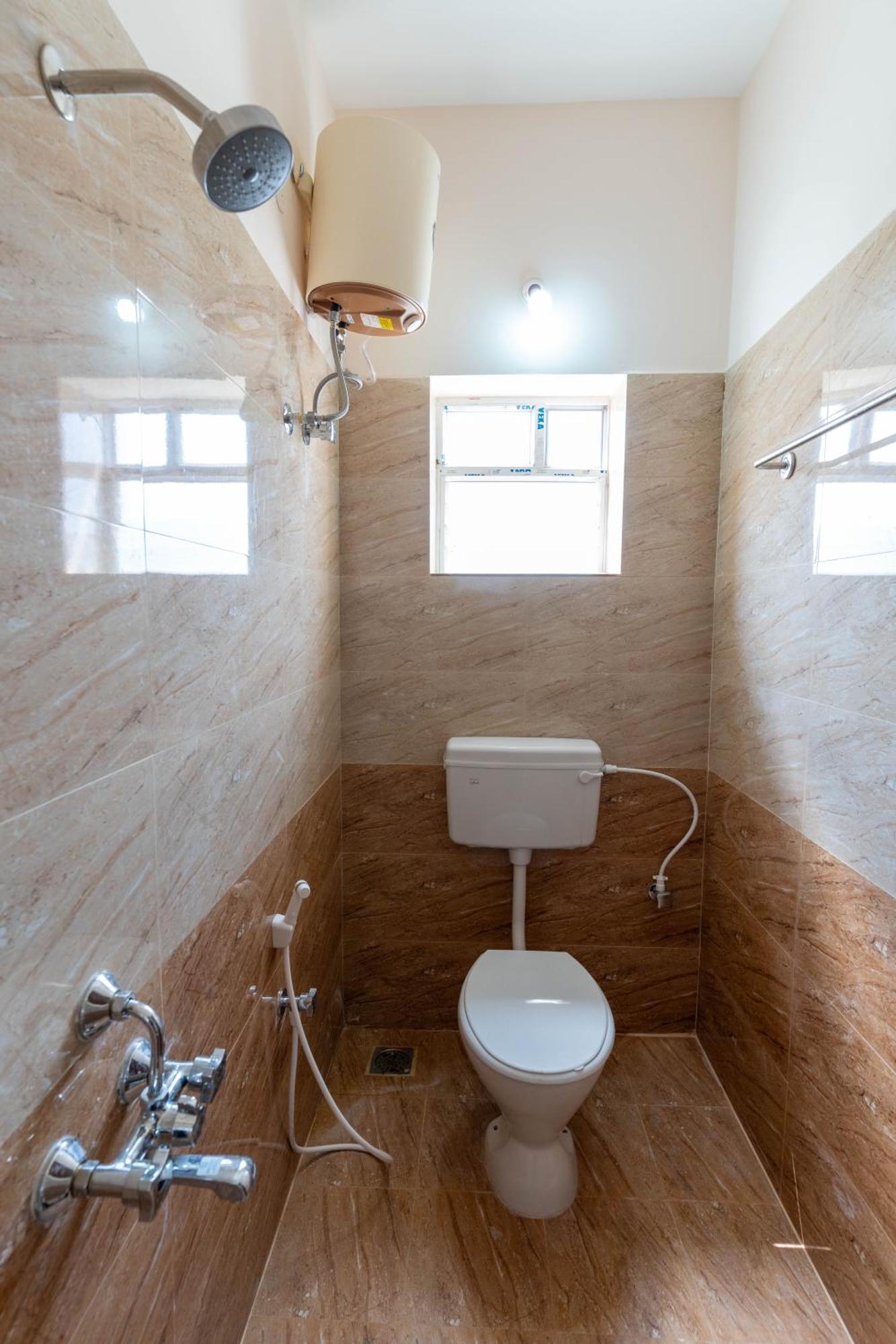 Aishwaryam Service Apartment Chennai Ngoại thất bức ảnh