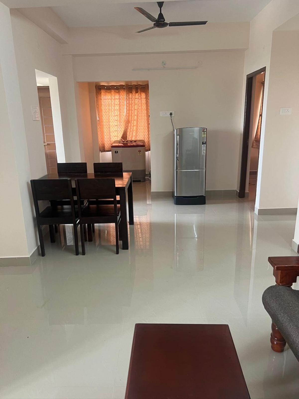 Aishwaryam Service Apartment Chennai Ngoại thất bức ảnh